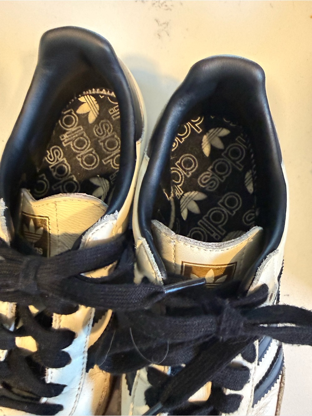 2 PAIRS- Womens Adidas Samba OG - Picture 7 of 10